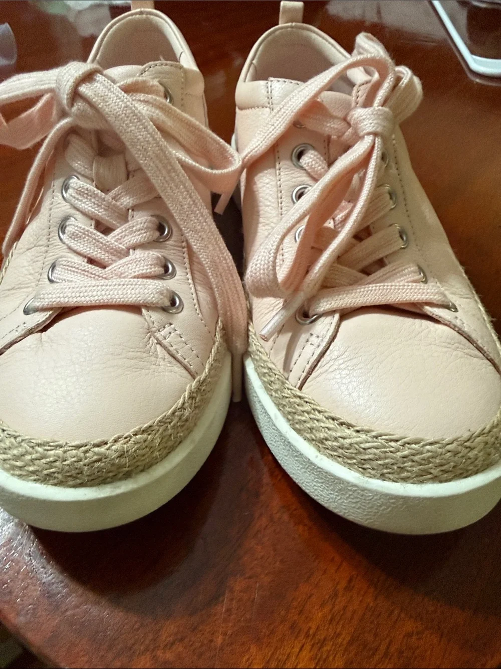Vionic Winny leather sneakers